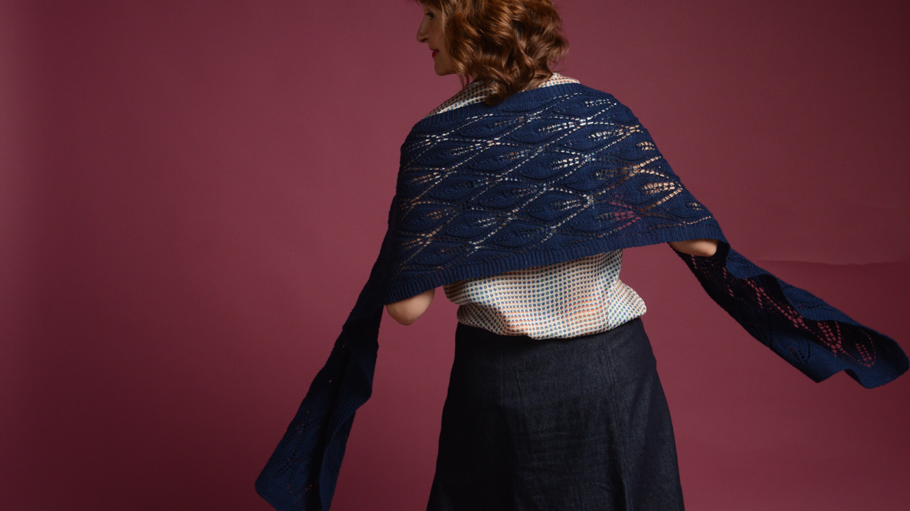 Knitted lace shawl cotton