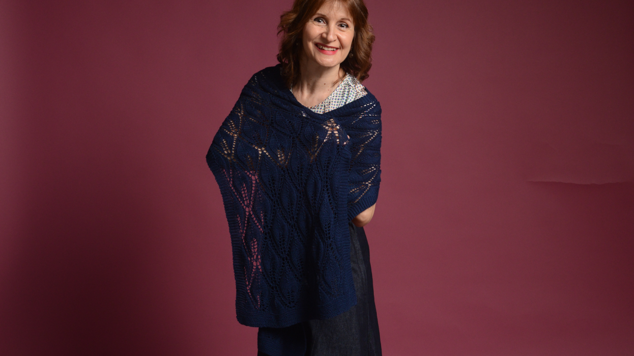 Knitted lace shawl cotton