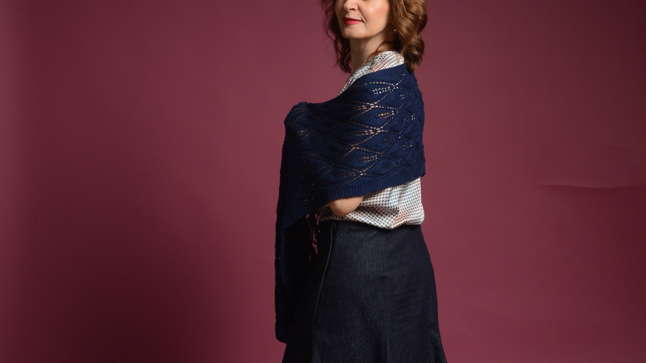 Knitted lace shawl cotton